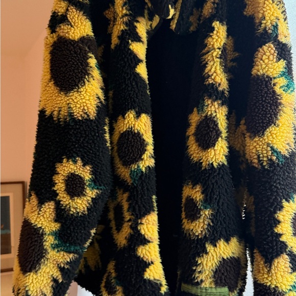 Notformad Multicolor Fuzzy Jacket - Picture 2 of 3